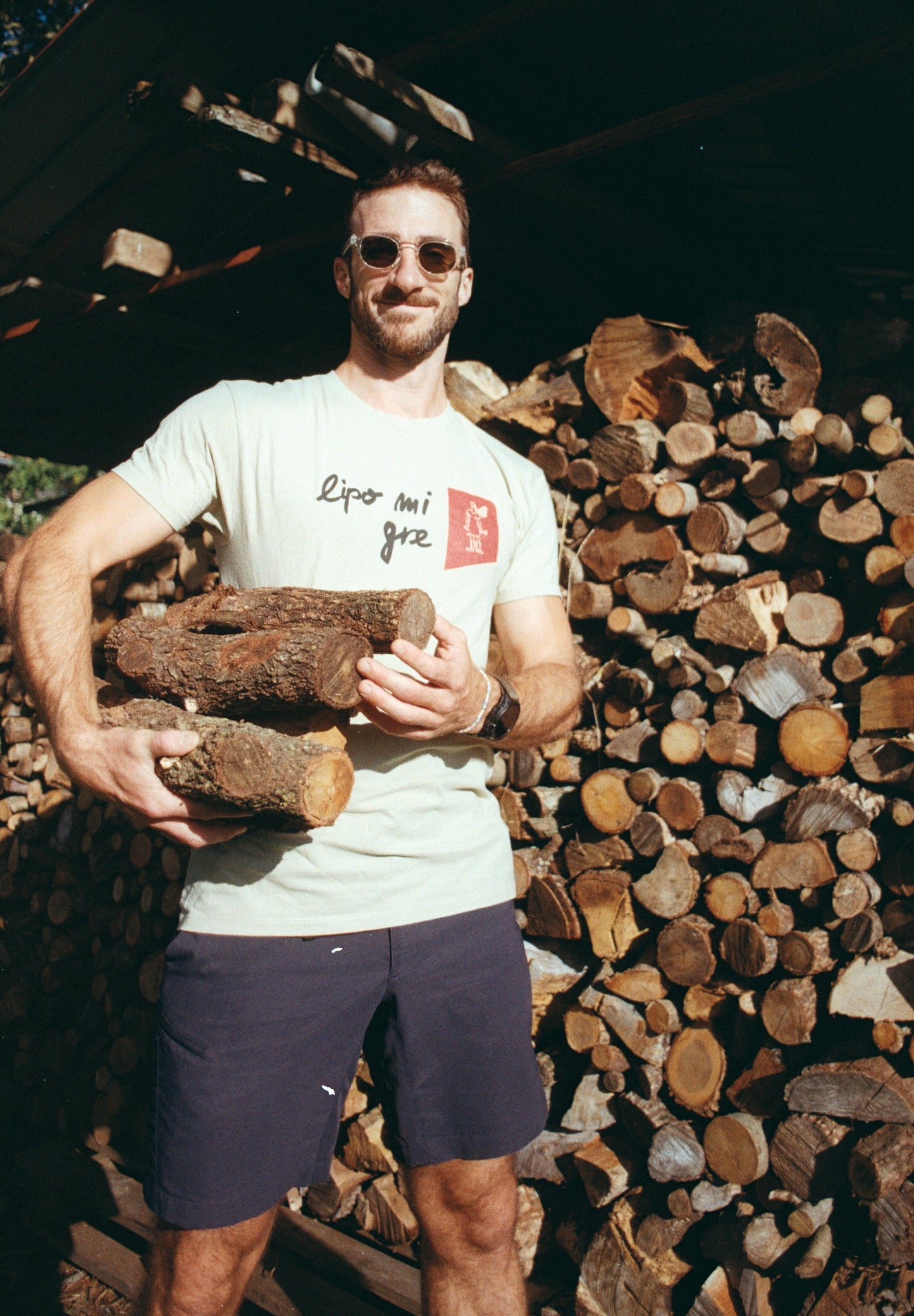 Lipo mi gre / Crna i boja kadulje